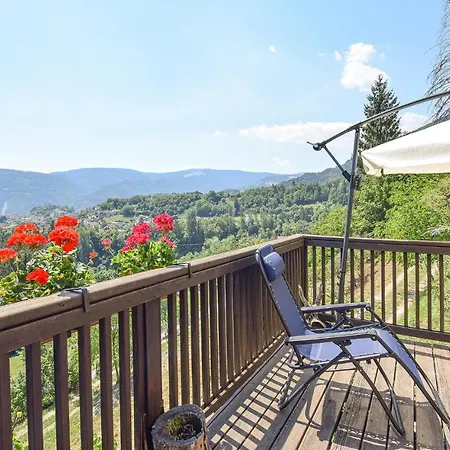 Lovely In With Kitchen Holiday home Lamon